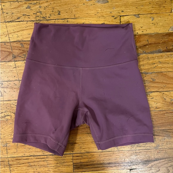Lululemon Wunder Train Short 6”, size 6 - Picture 3 of 5
